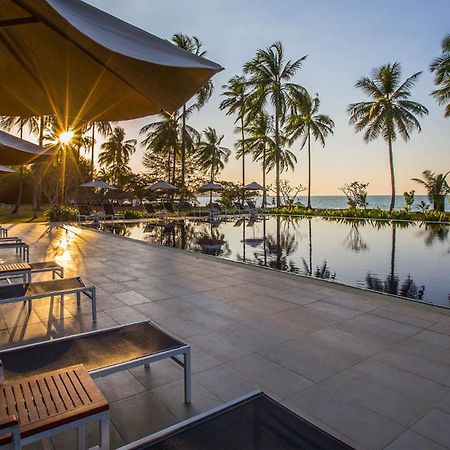 Kantary Beach Hotel Villas & Suites Khao Lak Exterior foto