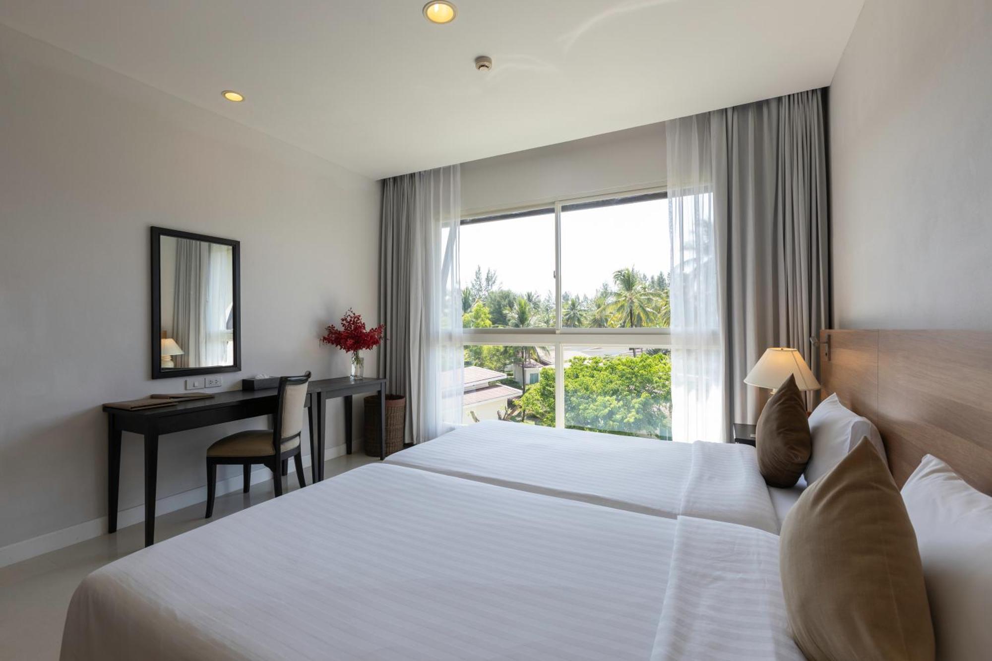 Kantary Beach Hotel Villas & Suites Khao Lak Exterior foto